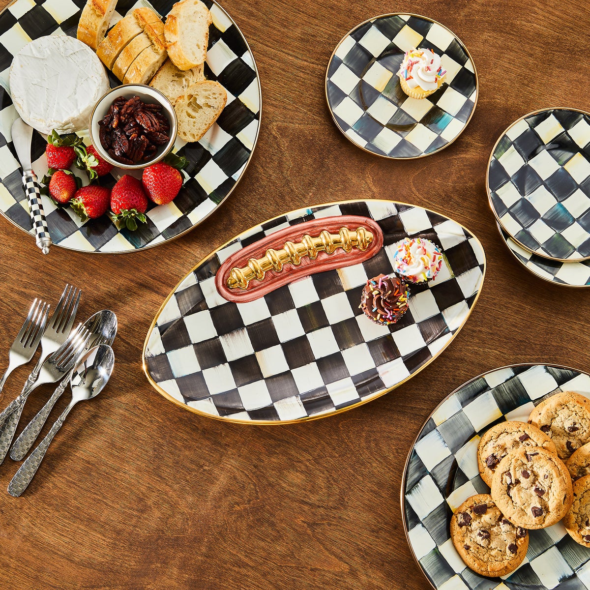 Courtly Check Football Platter - Image 2
