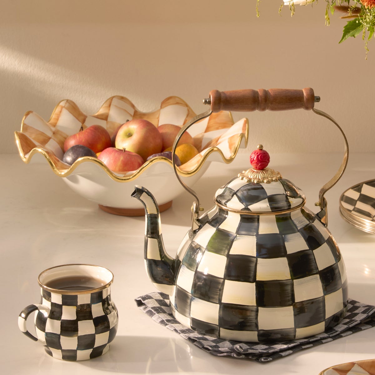 Ginger Check Medium Ceramic Fluted Serving Bowl - Image 4