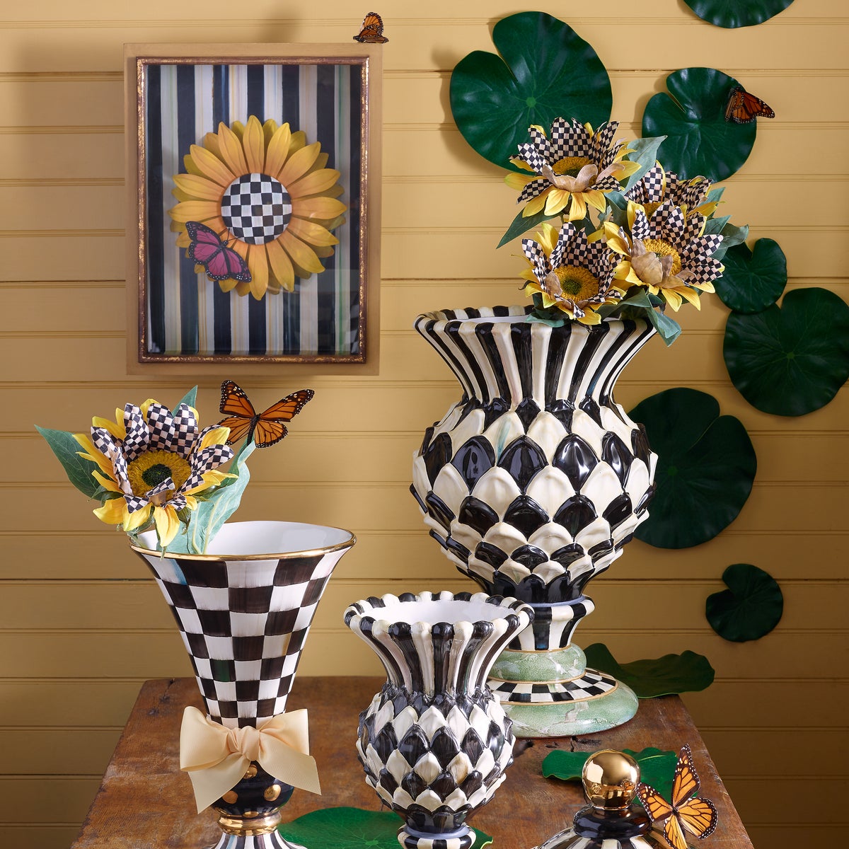 Cheltenham Ceramic Thistle Urn - Image 4