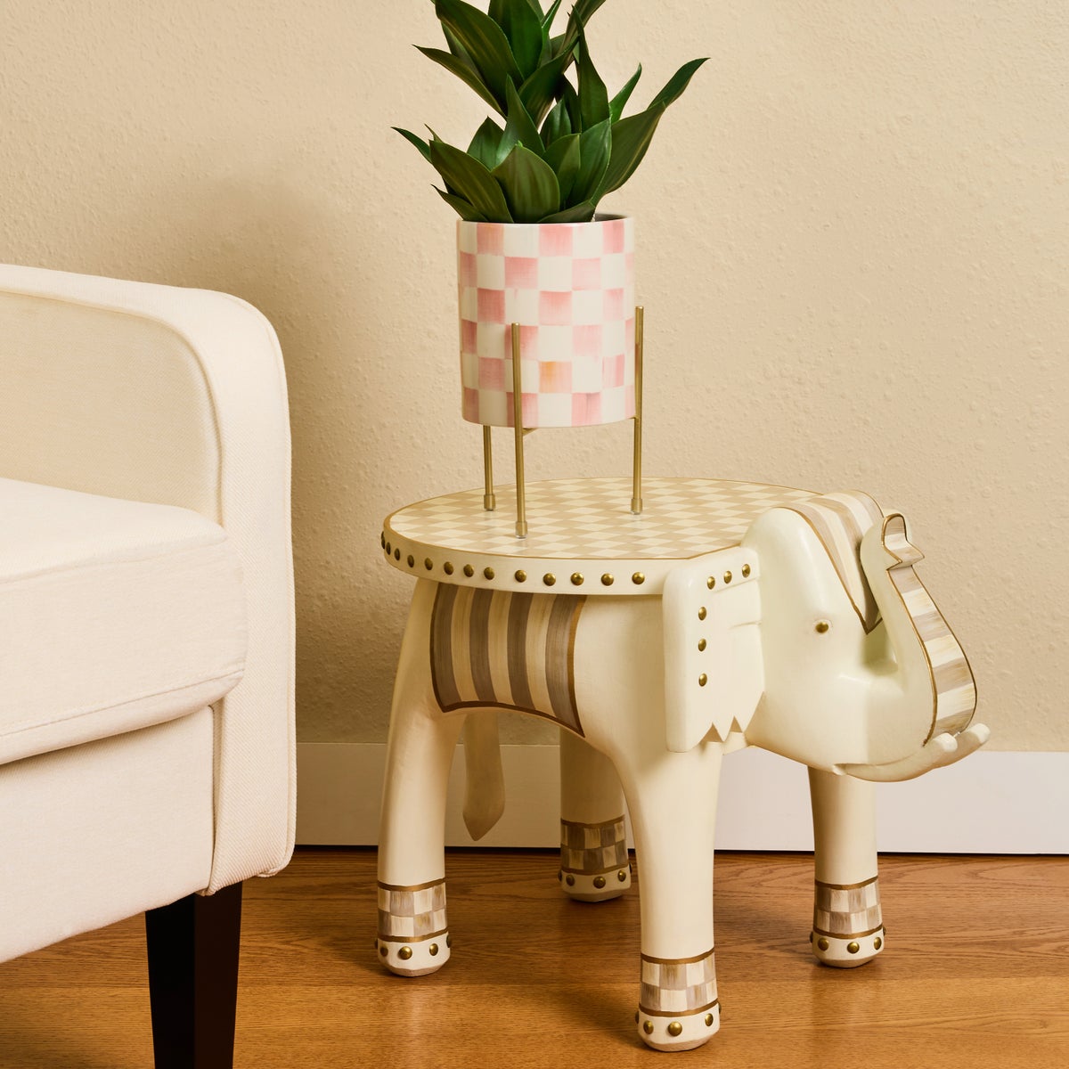 Mocha Elephant Accent Table - Image 2