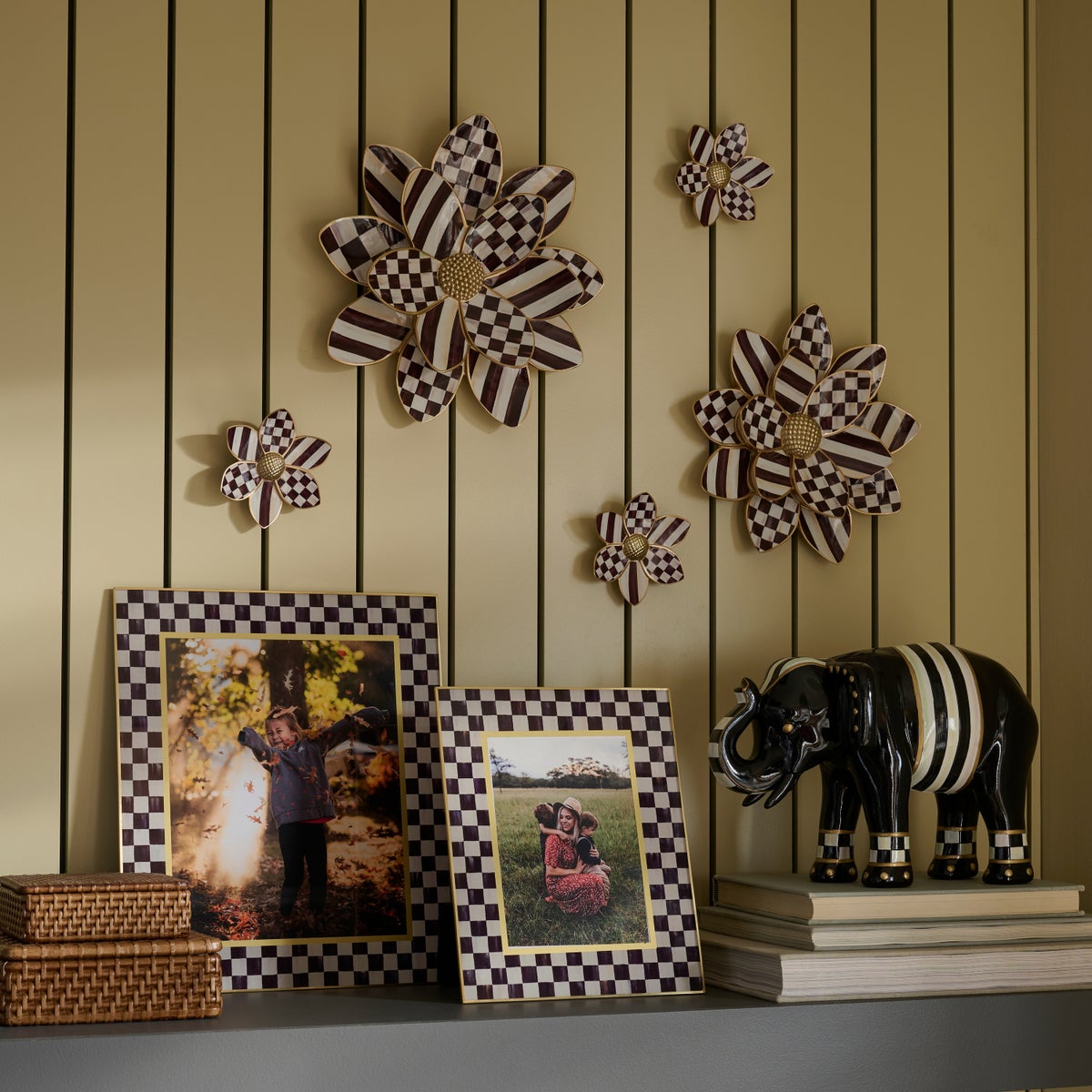Courtly Wallflowers, Set of 3 - Image 4