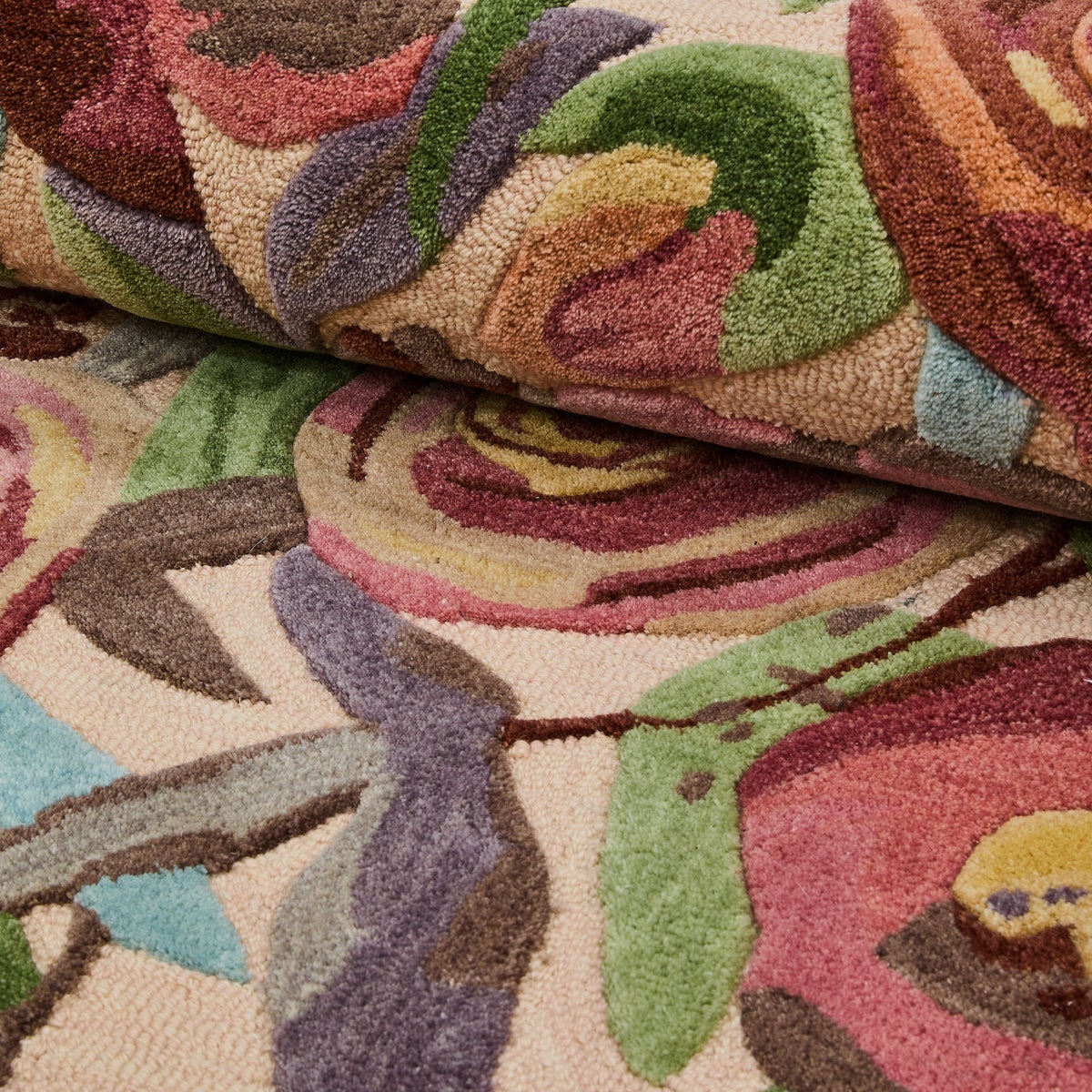 Sonia's Rose 2'6" x 8' Runner - Image 2