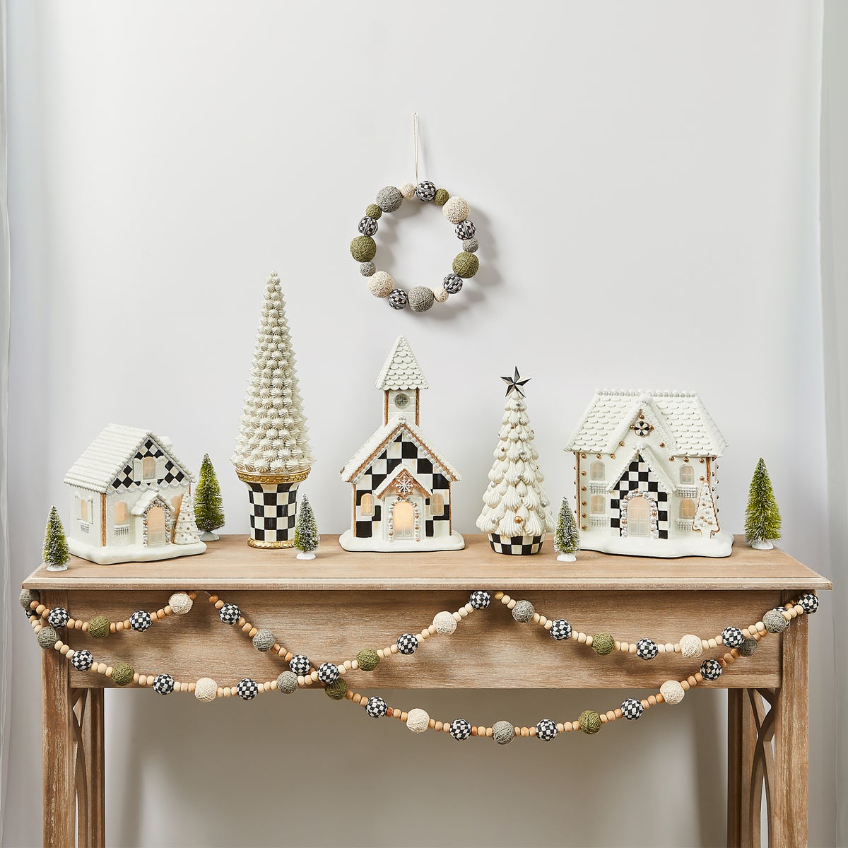 Gingerbread Illuminated Houses, Set of 3 - Image 2