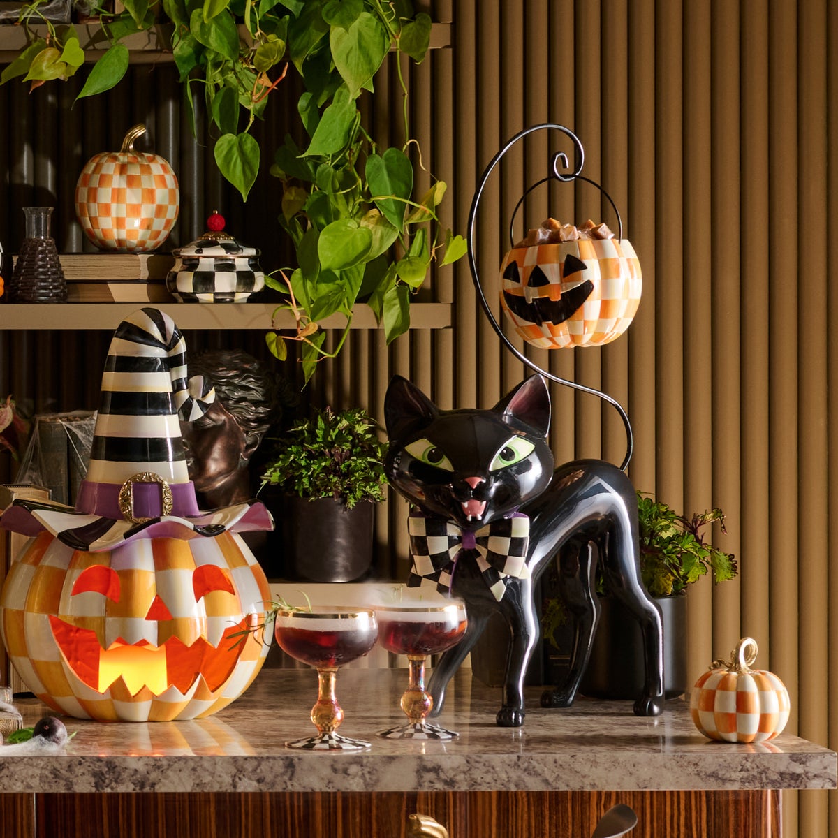 Courtly Cat with Pumpkin Bucket - Image 6