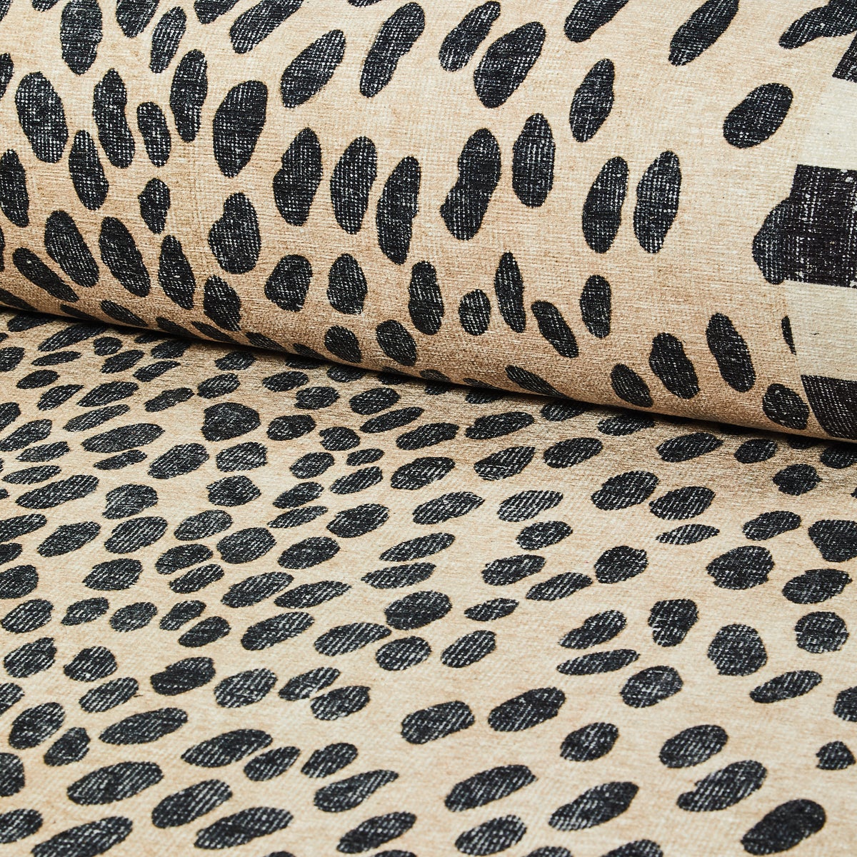 Snow Leopard 2'6" x 8' Washable Runner - Image 2