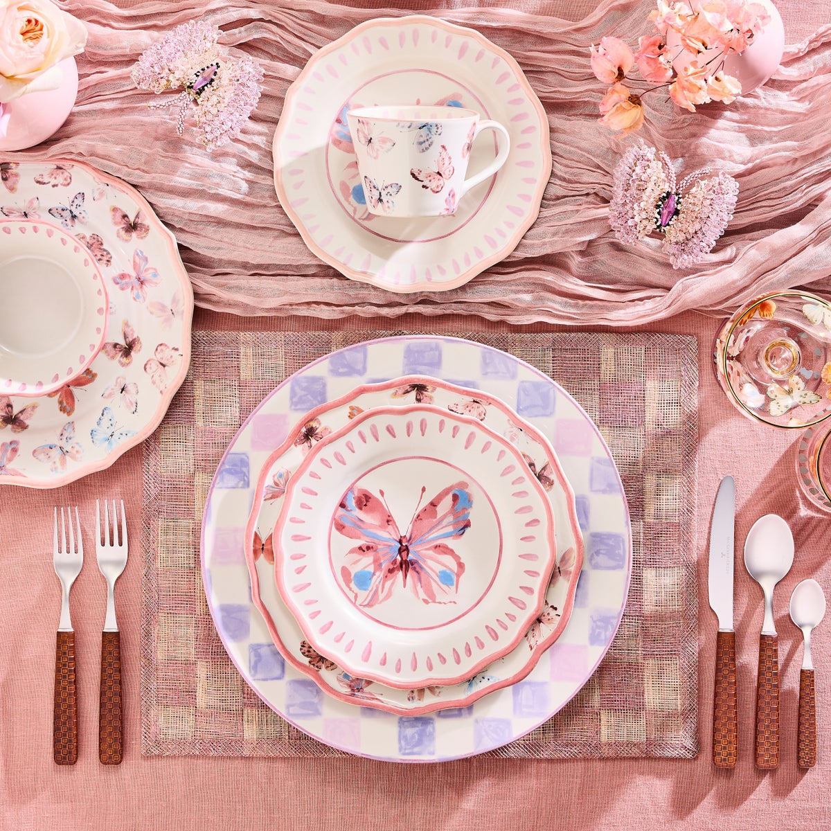 Lilac Check Round Platter - Image 4