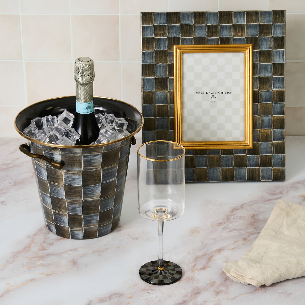 Sophisticheck Wine Glass - Image 2