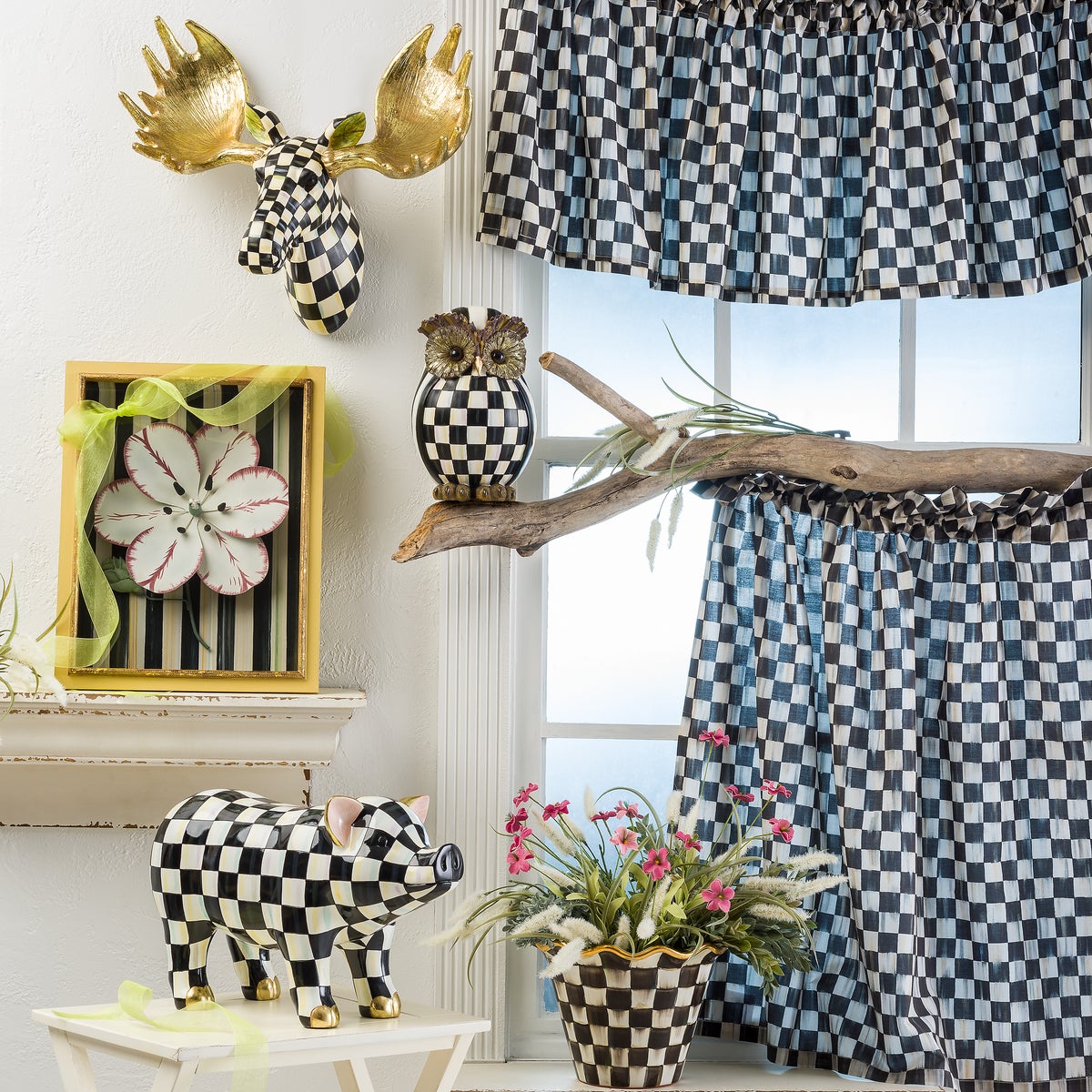 Courtly Check Cafe Valance - Image 4