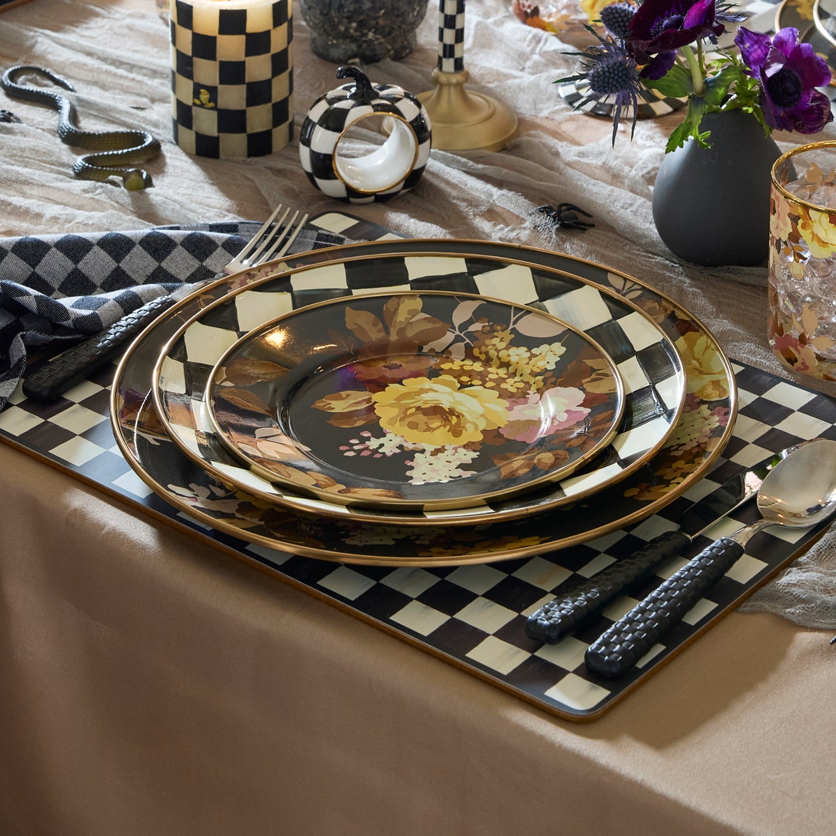 Wild Rose Brown Salad Plate - Image 2