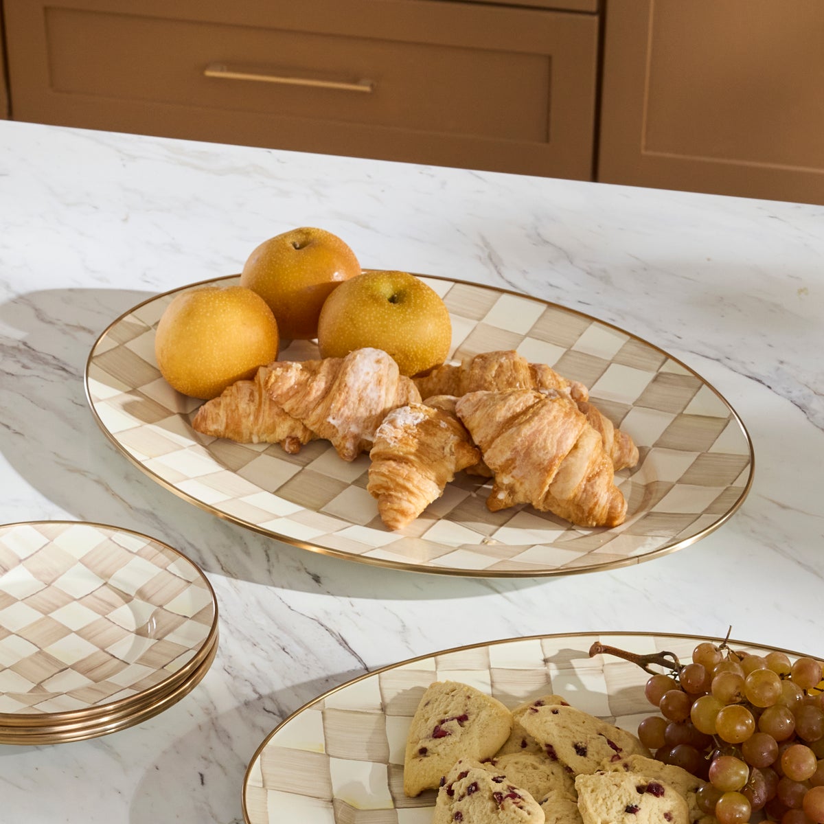 Mocha Check Medium Oval Platter - Image 2