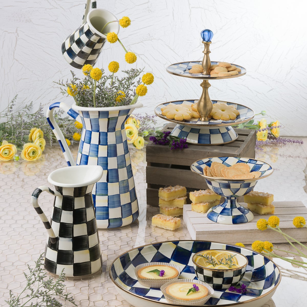Royal Check Two Tier Sweet Stand - Image 7