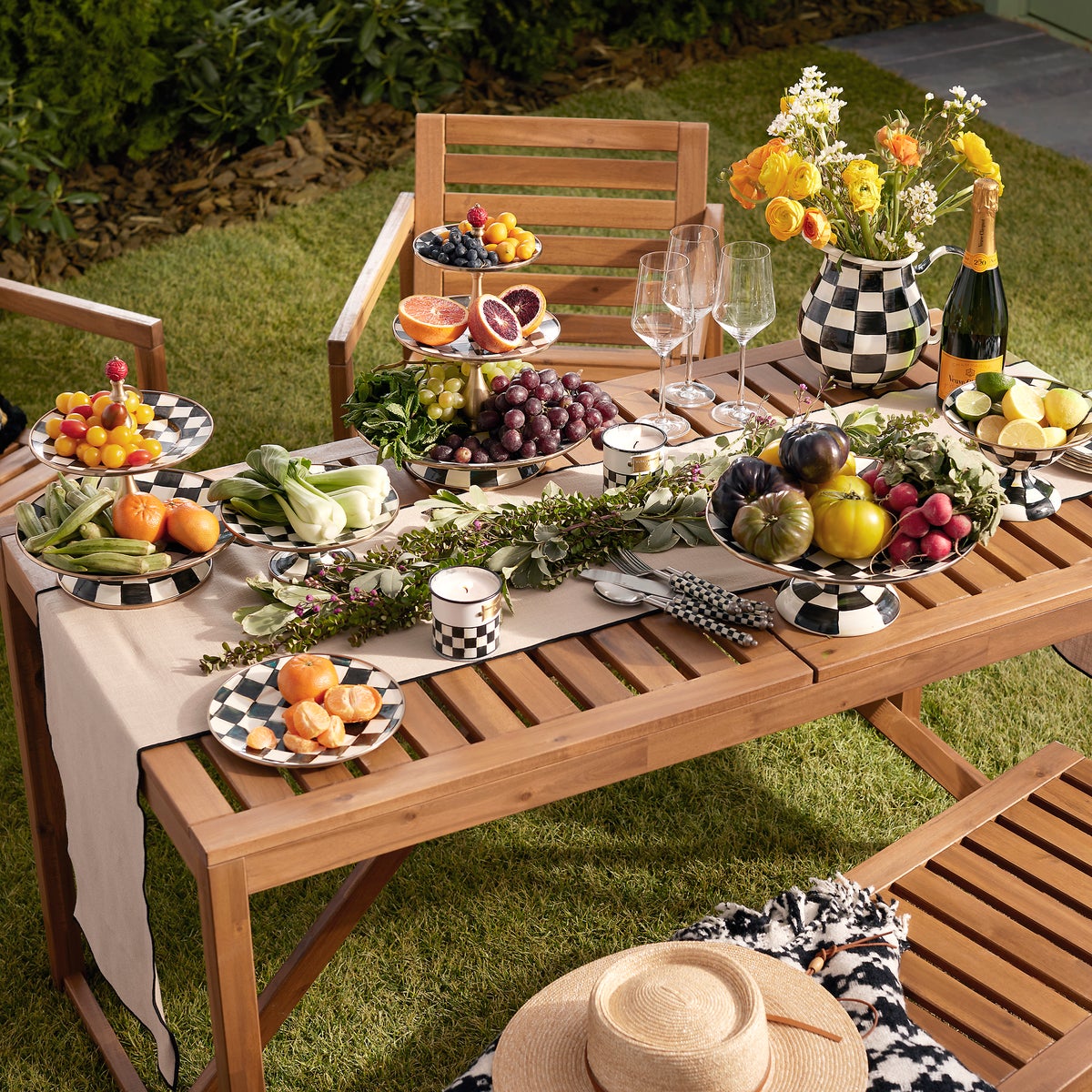 Courtly Check Two Tier Sweet Stand - Image 7